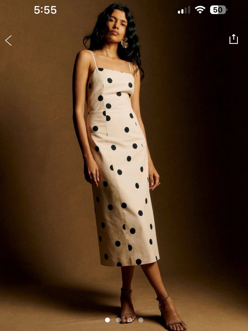 Sezane
Square neckline,Side slit. Smocking on the back and zip fastening, Lined